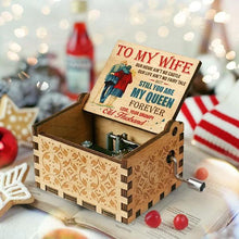 Load image into Gallery viewer, HUSBAND TO WIFE - YOU ARE MY QUEEN FOREVER - COLORFUL MUSIC BOX